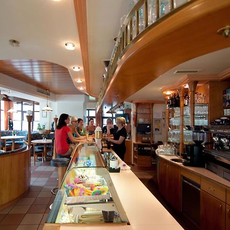 Restaurant - Cafe - Pension Hassler Berg im Drautal Exterior photo